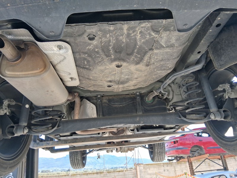 Recambio de puente trasero para mg zs suv (azs1) 1.5 vti referencia OEM IAM 11066668  