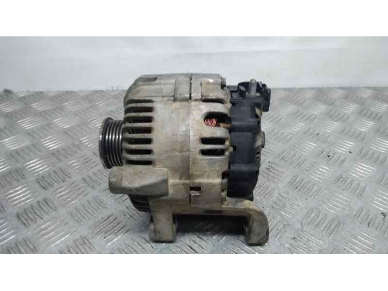 Recambio de alternador para bmw x6 (e71) 3.5d referencia OEM IAM 7796125  VALEO