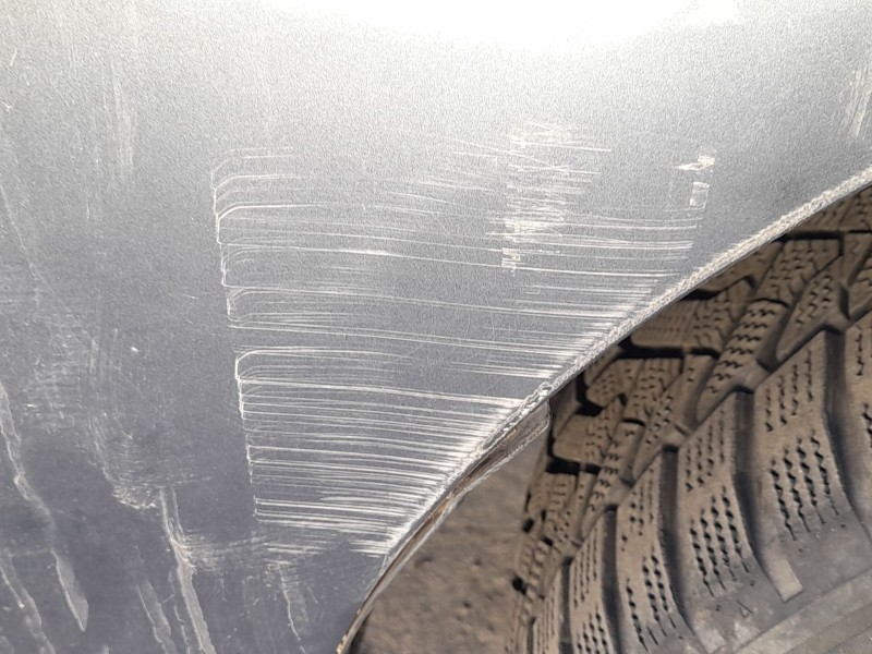 Recambio de aleta delantera derecha para bmw 1 (f20) 118 i referencia OEM IAM 41009633538 ROZADA 