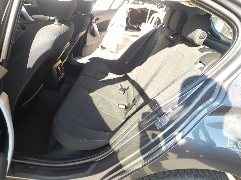 Recambio de asientos traseros para bmw 1 (f20) 118 i referencia OEM IAM   