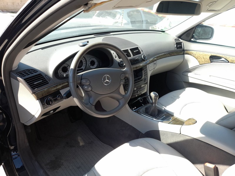 mercedes-benz clase e (w211) del año 2006