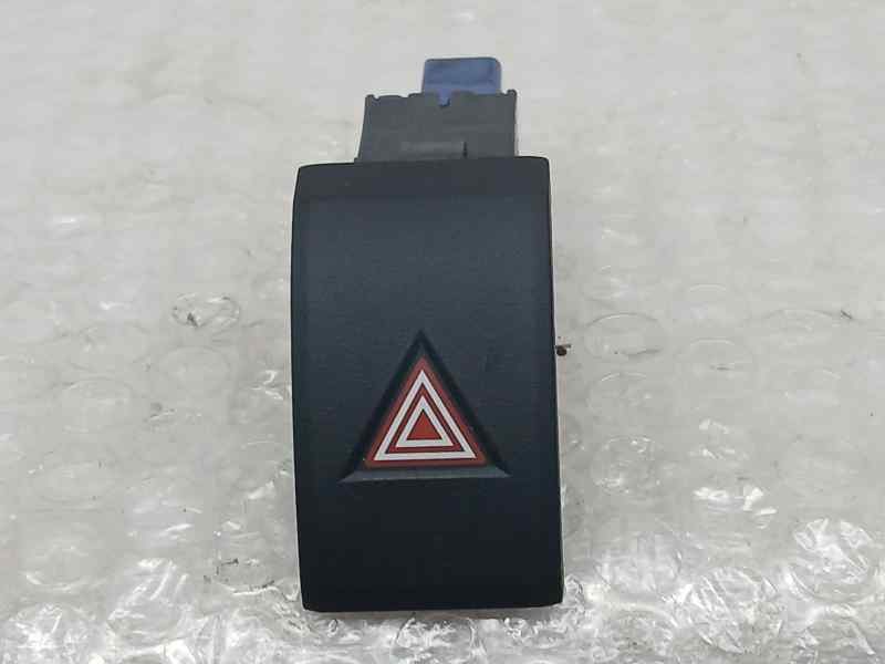 Recambio de warning para toyota rav4 hybrid 4x2 advance referencia OEM IAM 4721A0DE  