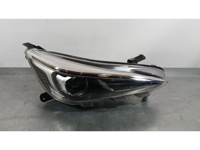 Recambio de faro derecho para mg mg 3 (5lfp) mg3 1.5 referencia OEM IAM 11202757 SAIC MOTOR 