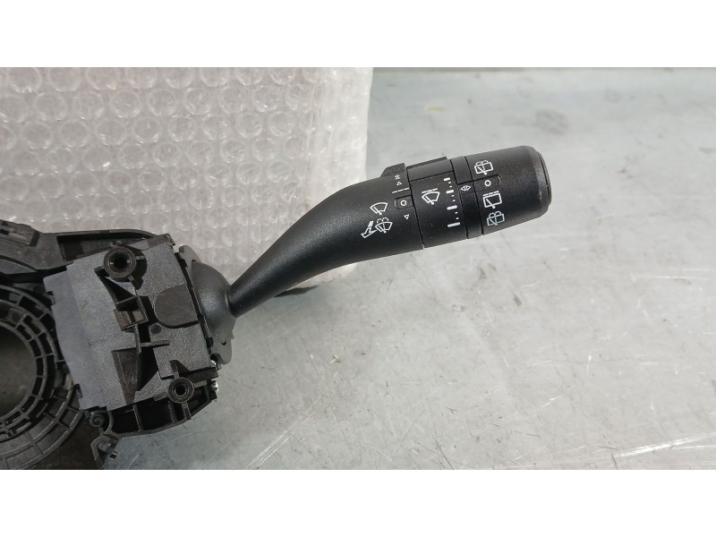 Recambio de mando luces y limpia para mg mg 3 (5lfp) mg3 1.5 referencia OEM IAM 11714825  654466978