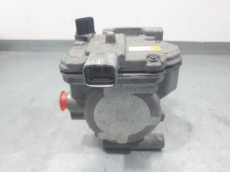 Recambio de compresor aire acondicionado para toyota yaris (_p13_) 1.5 hybrid (nhp130_) referencia OEM IAM 0422001501 ES14C DENS