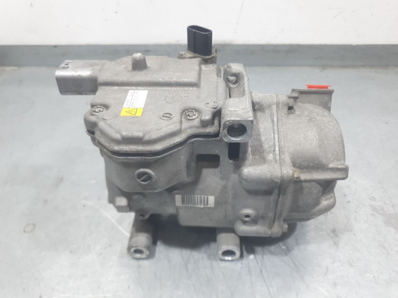 Recambio de compresor aire acondicionado para toyota yaris (_p13_) 1.5 hybrid (nhp130_) referencia OEM IAM 0422001501 ES14C DENS