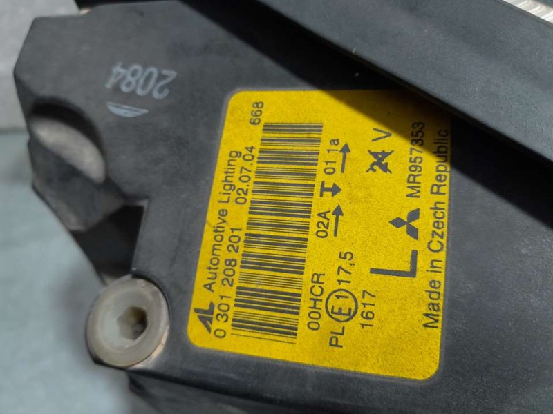 Recambio de faro izquierdo para mitsubishi colt berlina 5 (z30a) 1.1 inform (d) referencia OEM IAM 0301208201  