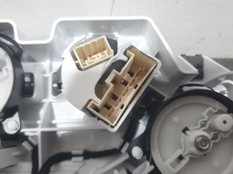 Recambio de mando calefaccion / aire acondicionado para fiat panda (312_, 319_) 1.2 (312pxa1a) referencia OEM IAM 5P6240100 5P63