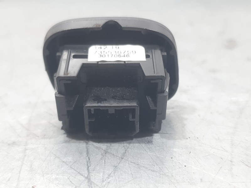 Recambio de mando elevalunas delantero izquierdo para fiat panda (312_, 319_) 1.2 (312pxa1a) referencia OEM IAM 735536759  