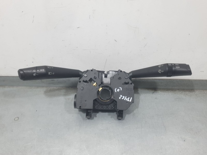 Recambio de mando luces y limpia para fiat panda (312_, 319_) 1.2 (312pxa1a) referencia OEM IAM 7356221850  