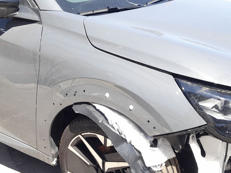 Recambio de aleta delantera derecha para peugeot 208 ii (ub_, up_, uw_, uj_) 1.2 puretech hybrid 110 edcs6 referencia OEM IAM 98