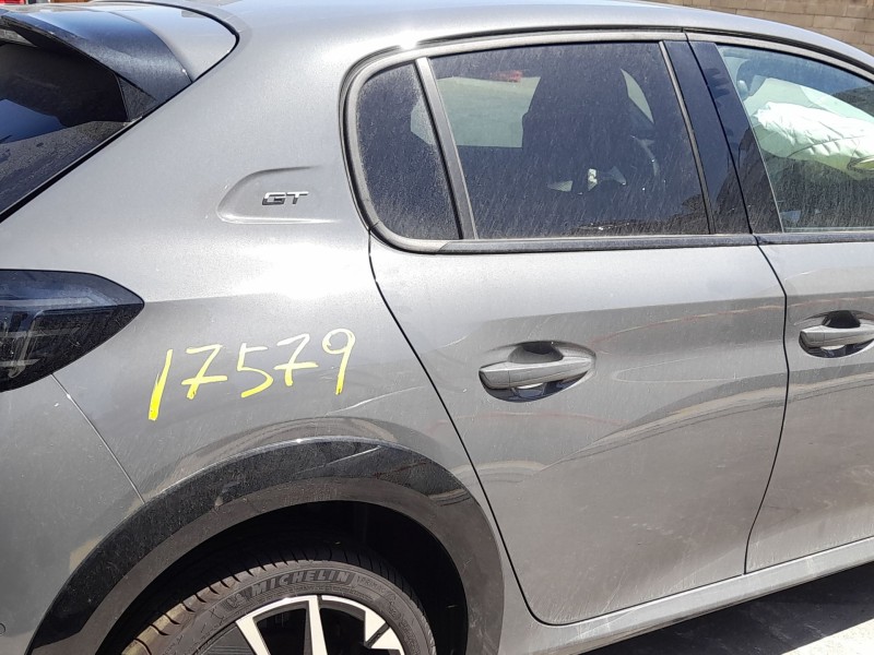 Recambio de puerta trasera derecha para peugeot 208 ii (ub_, up_, uw_, uj_) 1.2 puretech hybrid 110 edcs6 referencia OEM IAM 982