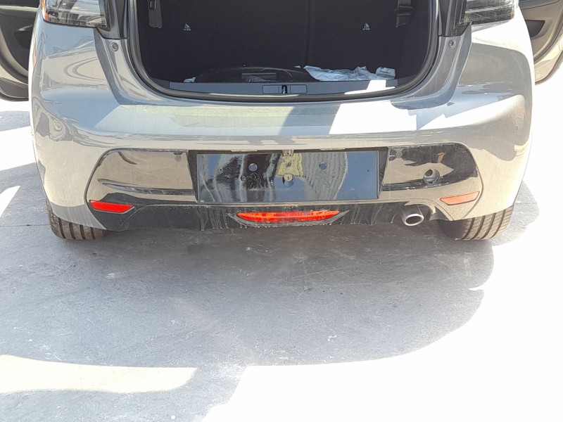 Recambio de paragolpes trasero para peugeot 208 ii (ub_, up_, uw_, uj_) 1.2 puretech hybrid 110 edcs6 referencia OEM IAM 1649798