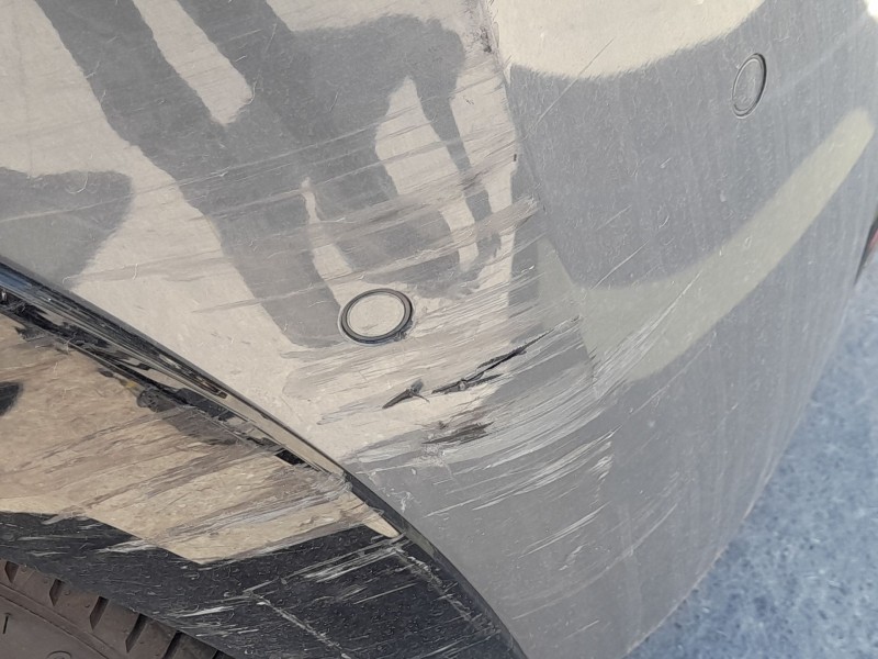 Recambio de paragolpes trasero para peugeot 208 ii (ub_, up_, uw_, uj_) 1.2 puretech hybrid 110 edcs6 referencia OEM IAM 1649798