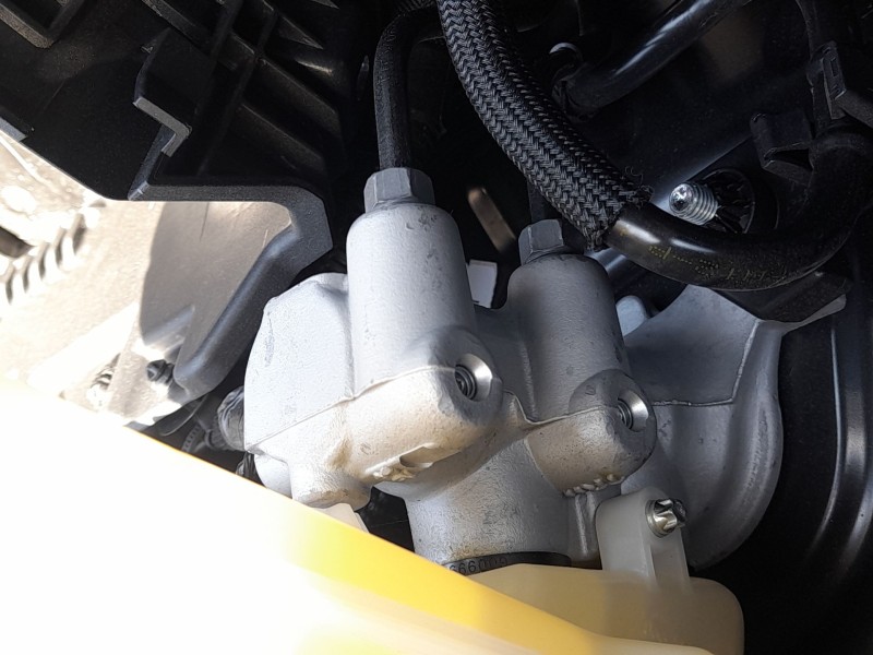 Recambio de bomba freno para peugeot 208 ii (ub_, up_, uw_, uj_) 1.2 puretech hybrid 110 edcs6 referencia OEM IAM 1643581380  