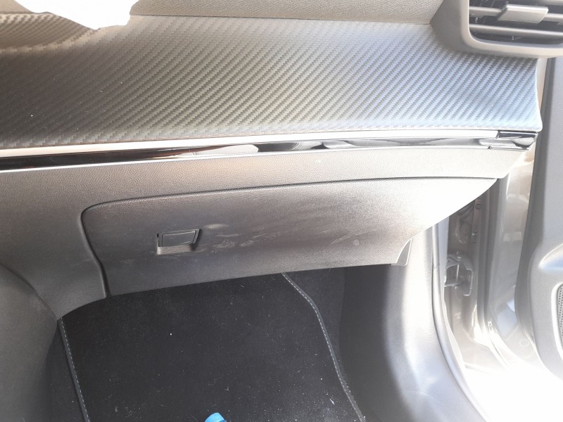 Recambio de guantera para peugeot 208 ii (ub_, up_, uw_, uj_) 1.2 puretech hybrid 110 edcs6 referencia OEM IAM 98268276ZD  