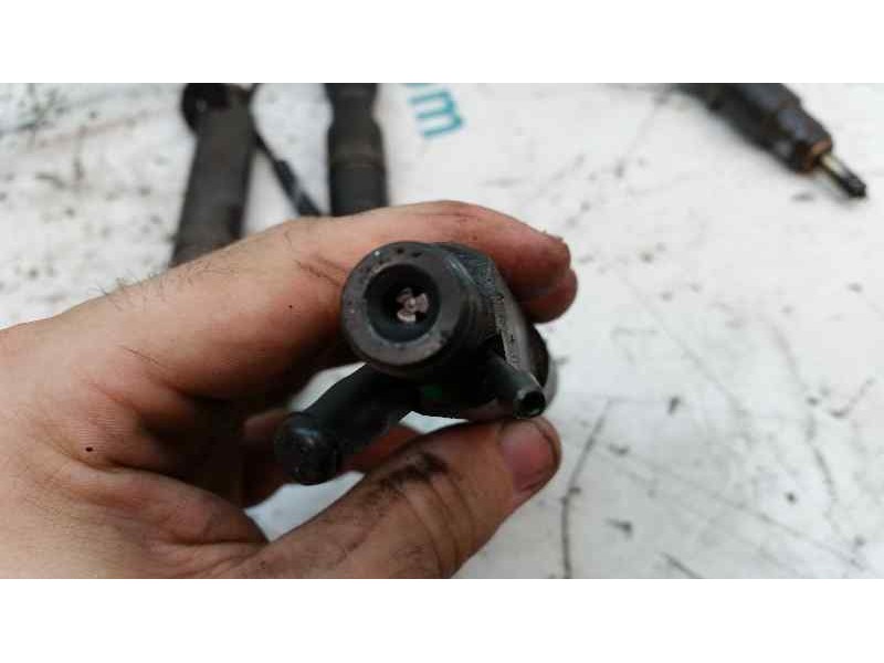 Recambio de inyector para volkswagen golf iv berlina (1j1) 1.9 tdi referencia OEM IAM 028130201T  BOSCH