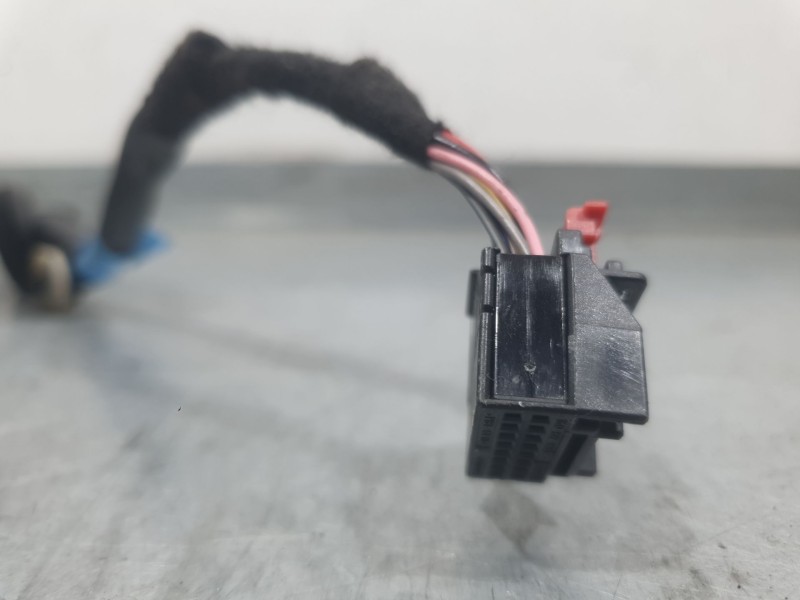 Recambio de retrovisor izquierdo para skoda octavia iv (nx3, nn3, pv3) 1.5 tsi referencia OEM IAM 23436027E  