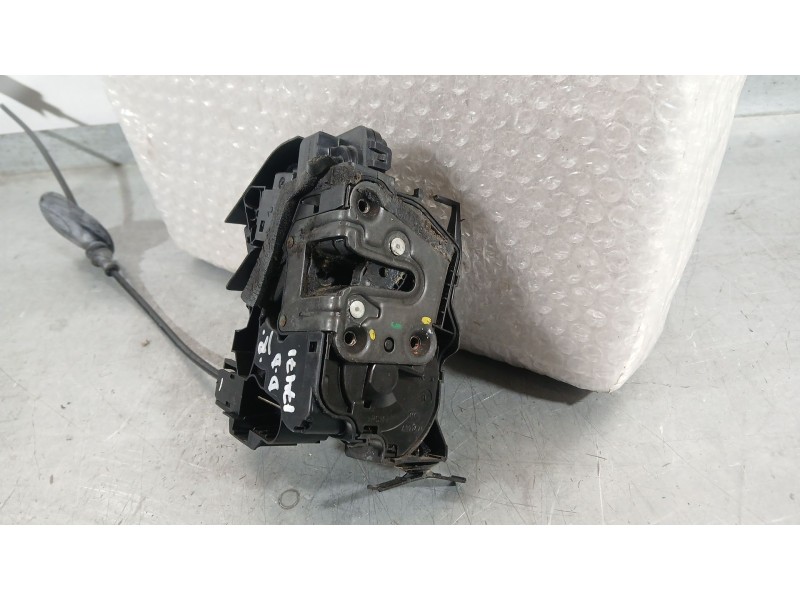 Recambio de cerradura puerta delantera derecha para renault megane iv hatchback (b9a/m/n_) 1.2 tce 130 (b9mr) referencia OEM IAM