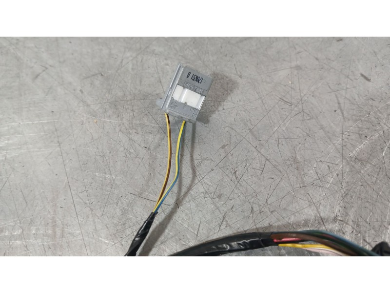 Recambio de retrovisor derecho para renault megane iv hatchback (b9a/m/n_) 1.2 tce 130 (b9mr) referencia OEM IAM 963012196R ELEC