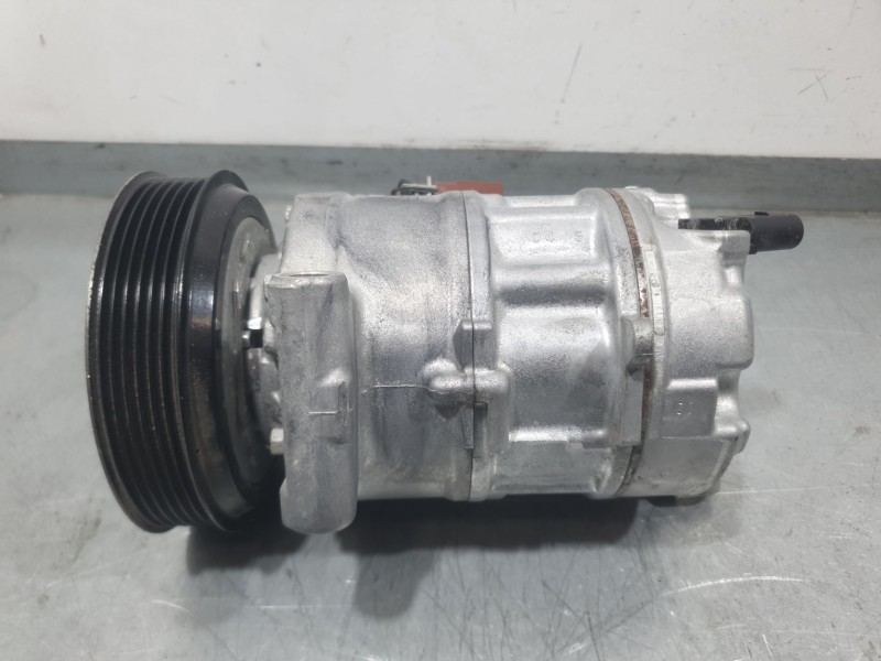 Recambio de compresor aire acondicionado para skoda octavia iv (nx3, nn3, pv3) 1.5 tsi referencia OEM IAM 5WA816803A 7572020505 