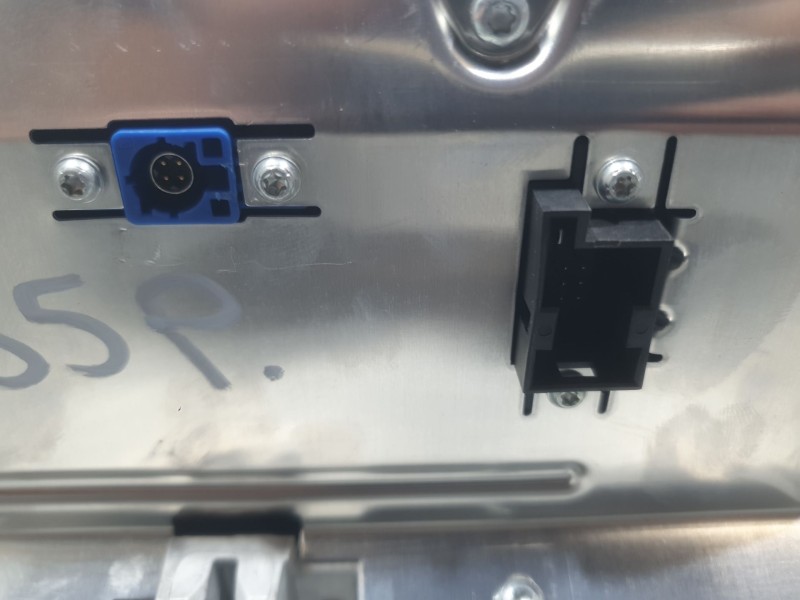 Recambio de sistema navegacion gps para skoda octavia iv (nx3, nn3, pv3) 1.5 tsi referencia OEM IAM 5LA919606B  