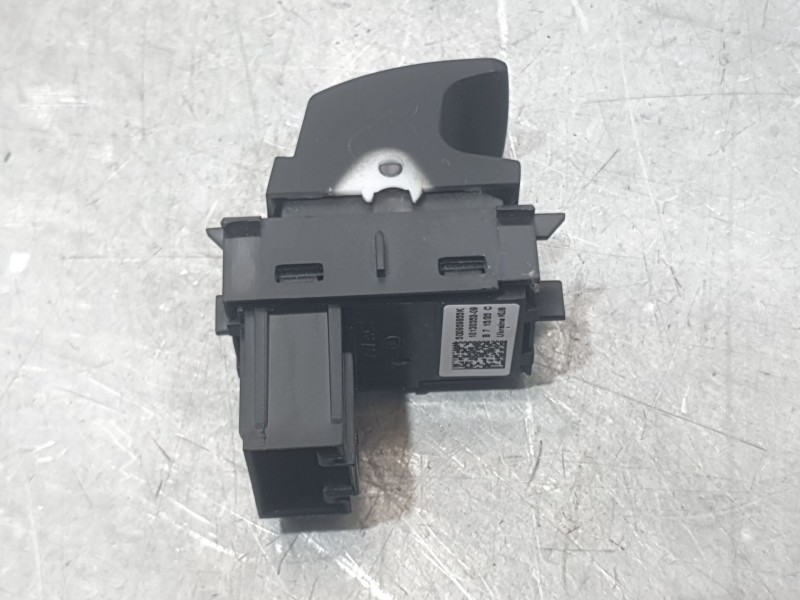 Recambio de mando elevalunas trasero izquierdo para skoda octavia iv (nx3, nn3, pv3) 1.5 tsi referencia OEM IAM 5G0959855K  