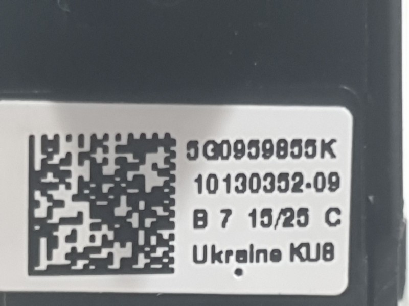 Recambio de mando elevalunas trasero izquierdo para skoda octavia iv (nx3, nn3, pv3) 1.5 tsi referencia OEM IAM 5G0959855K  