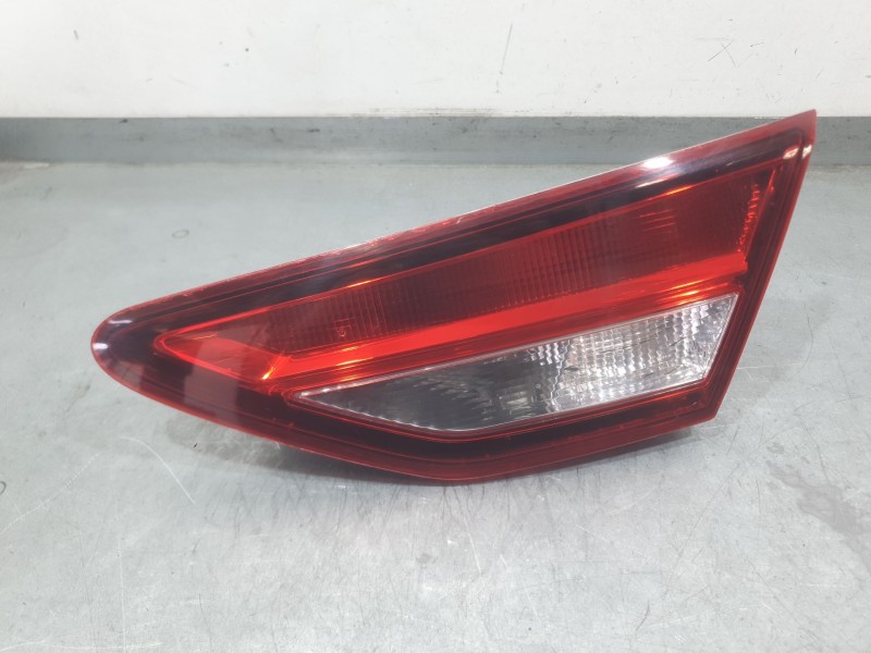 Recambio de piloto trasero derecho interior para seat leon st (5f8) 1.5 tsi referencia OEM IAM 5F0945094L 90042873 VALEO