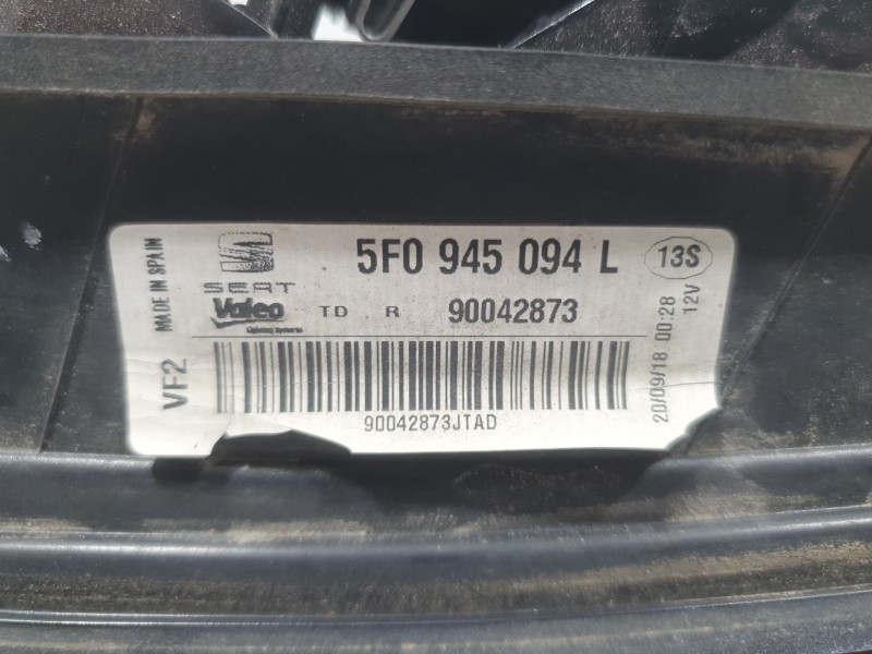 Recambio de piloto trasero derecho interior para seat leon st (5f8) 1.5 tsi referencia OEM IAM 5F0945094L 90042873 VALEO