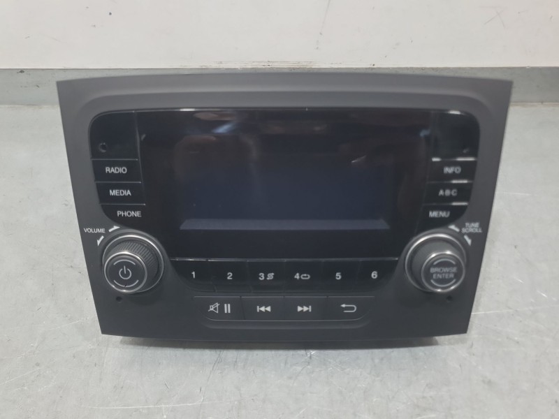 Recambio de sistema audio / radio para fiat doblo cargo (263_) 1.3 d multijet (263wxu1a) referencia OEM IAM 7357115850 96848 MOP