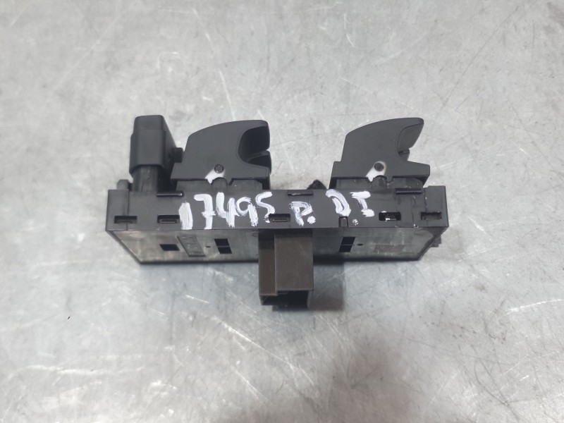 Recambio de mando elevalunas delantero izquierdo para seat leon st (5f8) 1.5 tsi referencia OEM IAM 5G0959857F C/ MANDO RETROVIS