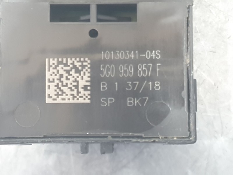 Recambio de mando elevalunas delantero izquierdo para seat leon st (5f8) 1.5 tsi referencia OEM IAM 5G0959857F C/ MANDO RETROVIS