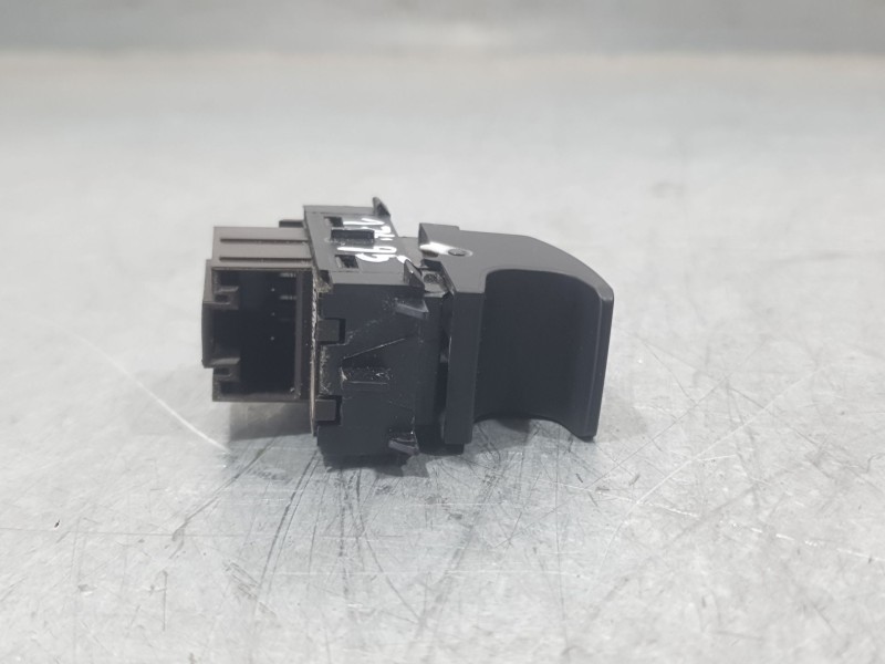 Recambio de mando elevalunas trasero derecho para seat leon st (5f8) 1.5 tsi referencia OEM IAM 5G0959855Q  