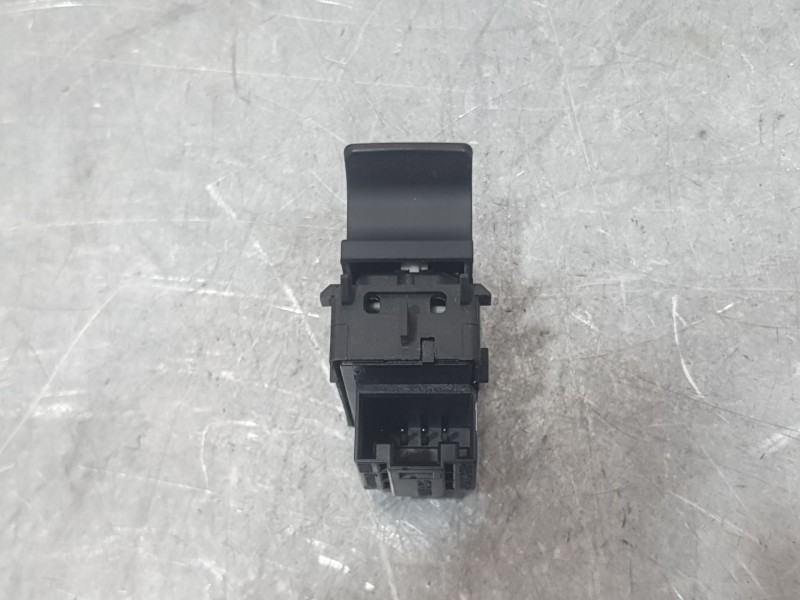 Recambio de mando elevalunas trasero izquierdo para seat leon st (5f8) 1.5 tsi referencia OEM IAM 5G09598550  