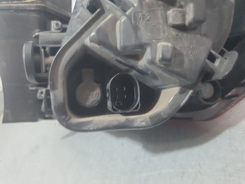 Recambio de piloto trasero izquierdo exterior para seat leon st (5f8) 1.5 tsi referencia OEM IAM 5F0945095D 90042858 VALEO