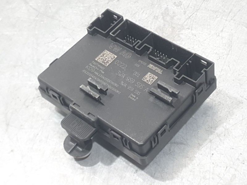 Recambio de modulo electronico para skoda octavia iv (nx3, nn3, pv3) 1.5 tsi referencia OEM IAM 3WA959595A TRASERO IZQUIERDO 