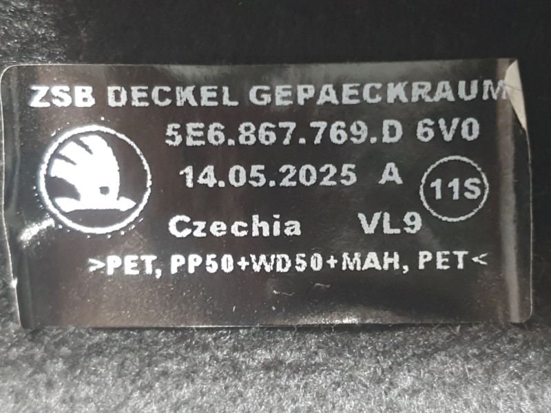 Recambio de bandeja trasera para skoda octavia iv (nx3, nn3, pv3) 1.5 tsi referencia OEM IAM 5E6867769D  