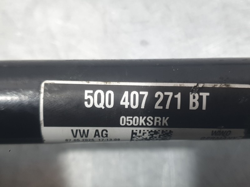 Recambio de transmision delantera izquierda para skoda octavia iv (nx3, nn3, pv3) 1.5 tsi referencia OEM IAM 5Q0407271BT  