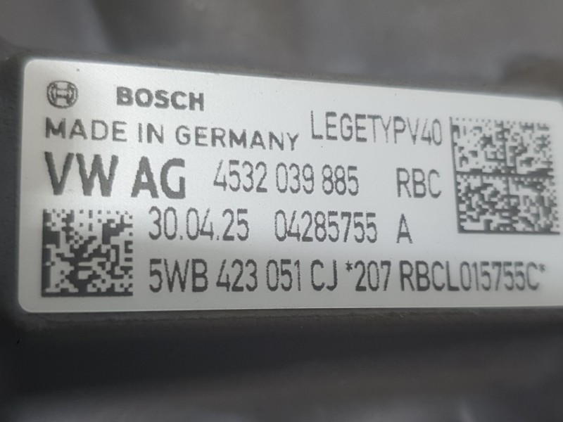 Recambio de cremallera direccion para skoda octavia iv (nx3, nn3, pv3) 1.5 tsi referencia OEM IAM 5WB423051CJ 4532039885 BOSCH