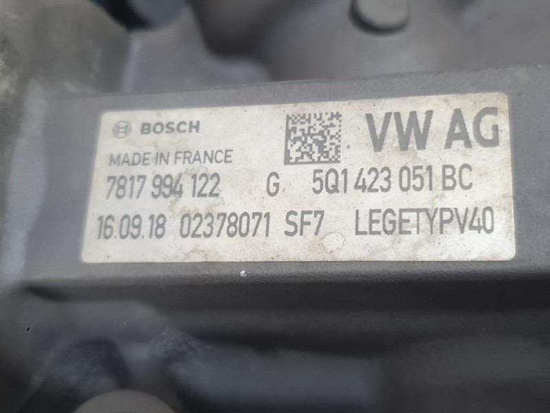 Recambio de cremallera direccion para seat leon st (5f8) 1.5 tsi referencia OEM IAM 5Q1423051BC 7817994122 BOSCH