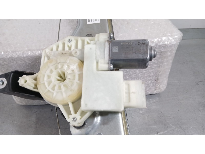 Recambio de elevalunas delantero derecho para renault kadjar (ha_, hl_) 1.5 blue dci 115 referencia OEM IAM 807205433R 6 PINSE11