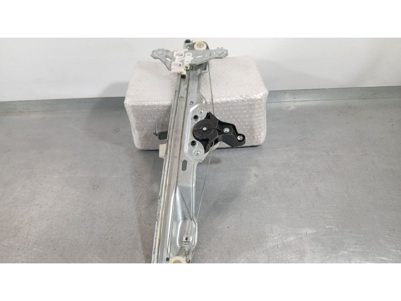 Recambio de elevalunas delantero derecho para renault kadjar (ha_, hl_) 1.5 blue dci 115 referencia OEM IAM 807205433R 6 PINSE11