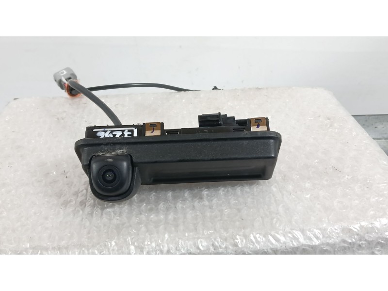 Recambio de camara vision trasera para kia stonic (yb) 1.0 t-gdi eco-dynamics+ referencia OEM IAM 99240H8200  