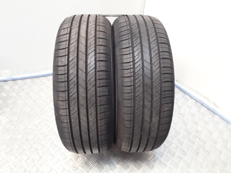 Recambio de neumatico pareja para neumaticos reutilizados - referencia OEM IAM 195551687H KUMHO 195/55/16/87H