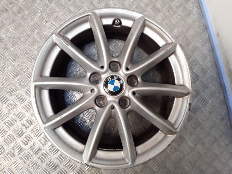 Recambio de juego llantas aluminio para bmw 2 active tourer (f45) 216 d referencia OEM IAM 7X16 5 TORN ET52 ROZADAS ALUMINIO