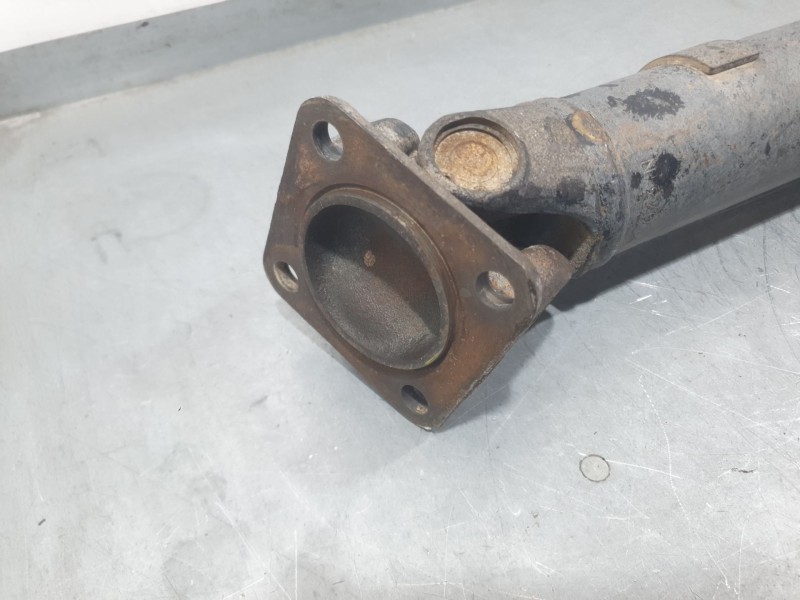Recambio de transmision central para nissan terrano ii (r20) 2.7 td 4wd referencia OEM IAM 373007F603 TRASERA 