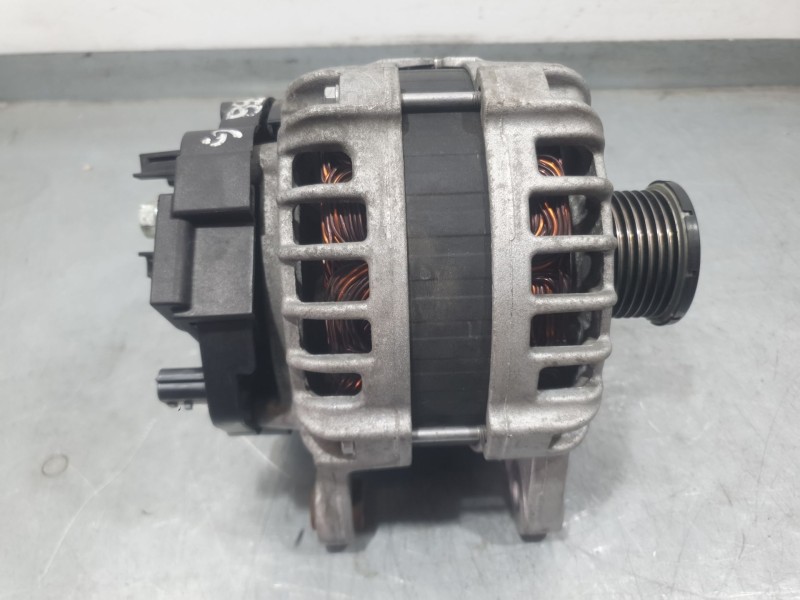 Recambio de alternador para nissan qashqai ii (j11, j11_) 1.3 dig-t referencia OEM IAM 231004BE0BF  
