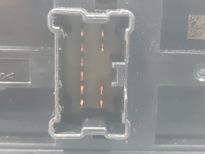 Recambio de mando elevalunas delantero izquierdo para nissan qashqai ii (j11, j11_) 1.3 dig-t referencia OEM IAM 25401HV02B  