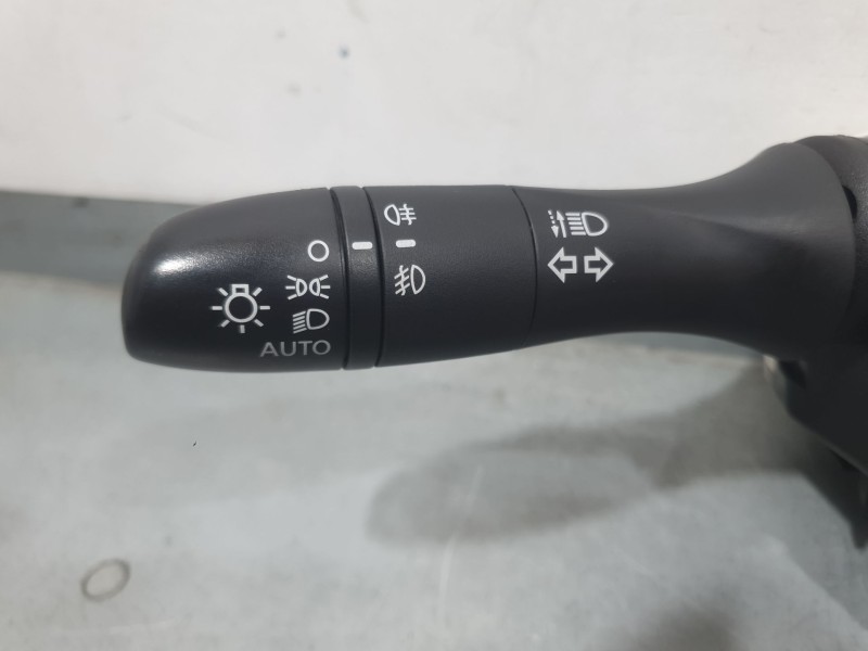 Recambio de mando luces y limpia para nissan qashqai ii (j11, j11_) 1.3 dig-t referencia OEM IAM 255604EA4A  